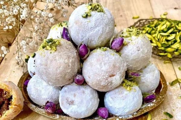 طرز تهیه قطاب خانگی ، فوت و فن درست کردن این شیرینی خوشمزه