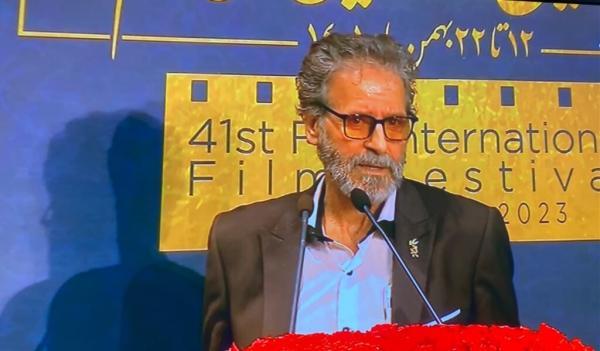 ببینید ، ابوالفضل پور عرب: آنهایی که امسال جشنواره فجر نیامدند ببینید ، ابوالفضل پور عرب: آنهایی که سال جاری جشنواره فجر نیامدند ...