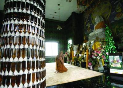 تصاویری زیبا از معبد هزار بطری